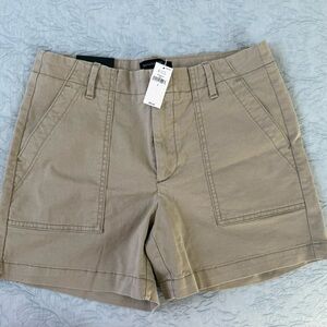 Banana Republic Women's Cargo Shorts in Tan